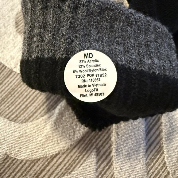 Purdue University Women's Trixie Rugby Gloves NEW Black Gray Logo Stretch - Picture 4 of 4